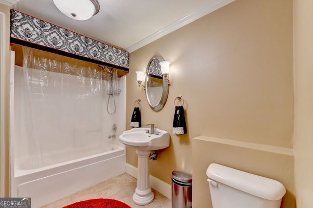 8910 Pinehurst Cove, Duluth, GA 30097