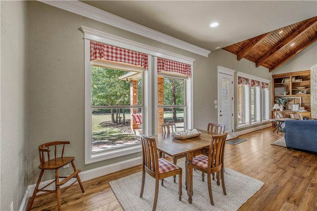 4691 River Valley Drive, Bryan, TX 77808