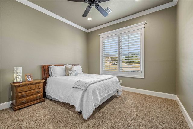 4691 River Valley Drive, Bryan, TX 77808