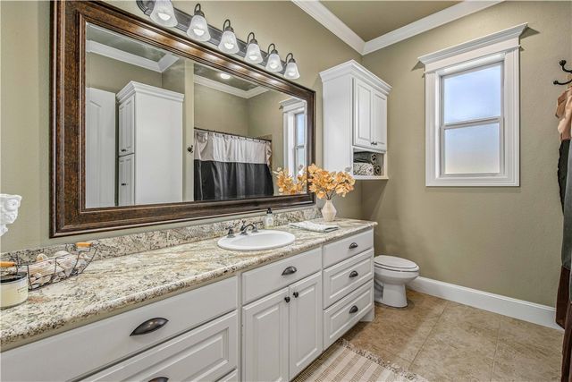 4691 River Valley Drive, Bryan, TX 77808