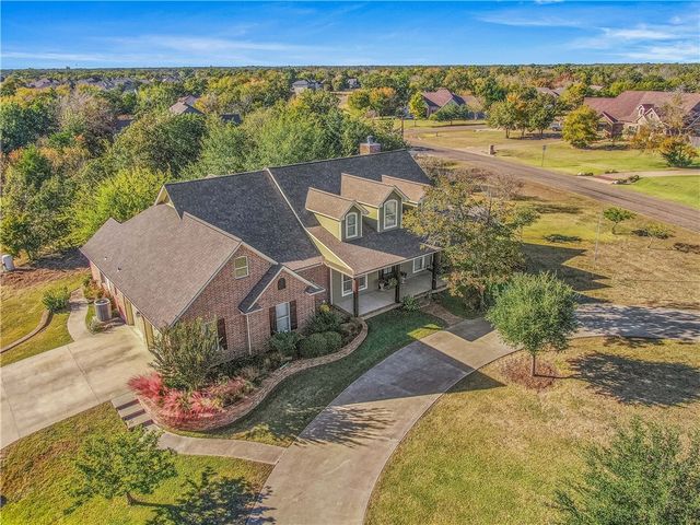 4691 River Valley Drive, Bryan, TX 77808