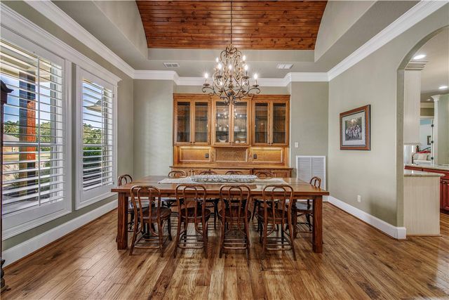 4691 River Valley Drive, Bryan, TX 77808