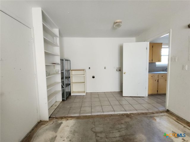 1206 W Avenue E, Copperas Cove, TX 76522