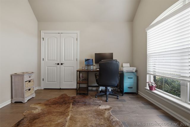 30204 S Gale Avenue, Inola, OK 74036