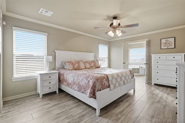 30204 S Gale Avenue, Inola, OK 74036