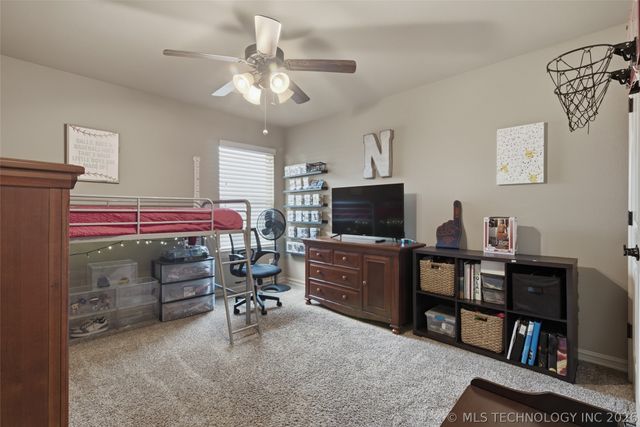 30204 S Gale Avenue, Inola, OK 74036