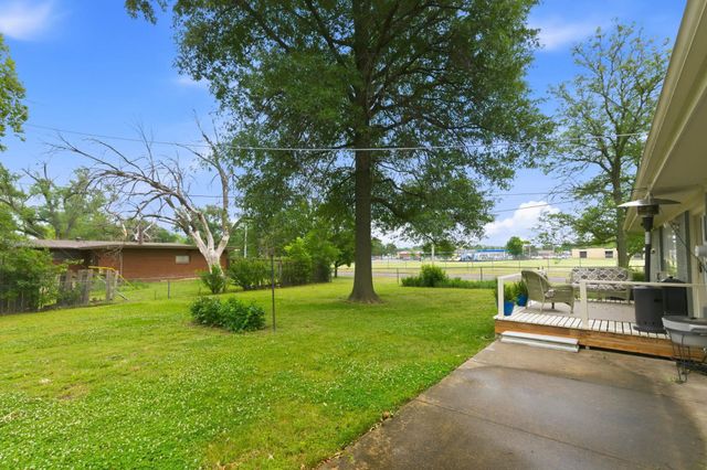 800 N Maus, Wichita, KS 67212