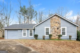 1050 Chapman Circle, Stone Mountain, GA 30088