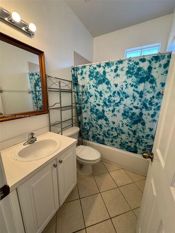9257 SW 227th Street 11, Cutler Bay, FL 33190