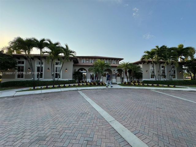9257 SW 227th Street 11, Cutler Bay, FL 33190