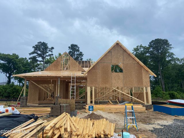 3296 Island Lakes Drive, Southport, NC 28461
