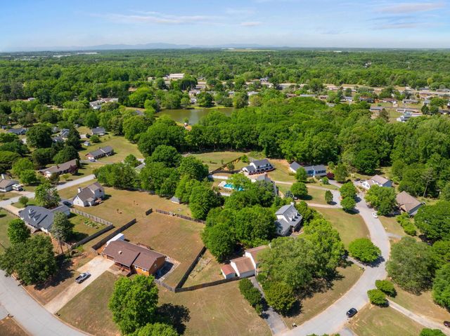 145 Meagan Drive, Moore, SC 29369