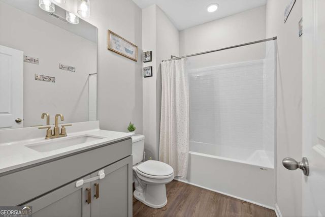 140 Camdale Court, Mcdonough, GA 30252