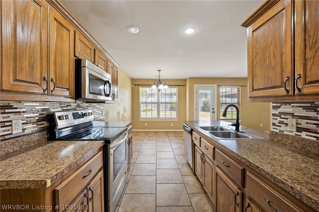 1808 Fairbanks Drive, Barling, AR 72923