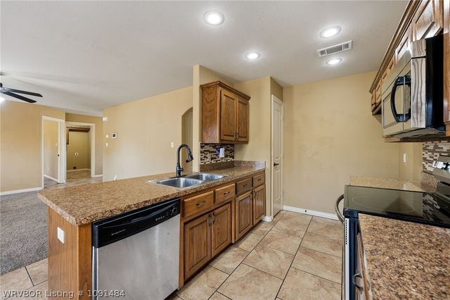 1808 Fairbanks Drive, Barling, AR 72923