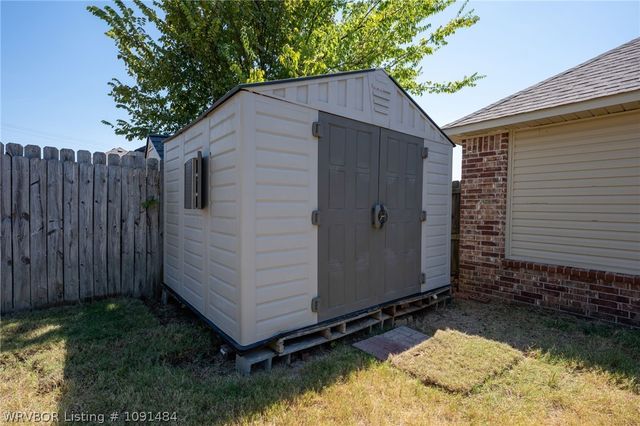 1808 Fairbanks Drive, Barling, AR 72923