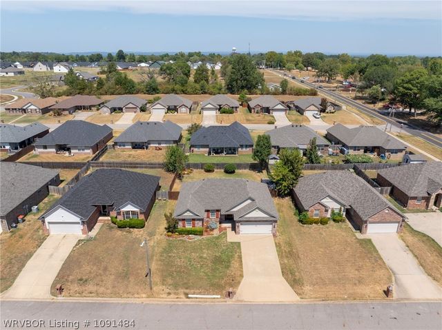 1808 Fairbanks Drive, Barling, AR 72923