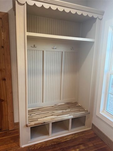 1107 W 3rd Street, Quanah, TX 79252