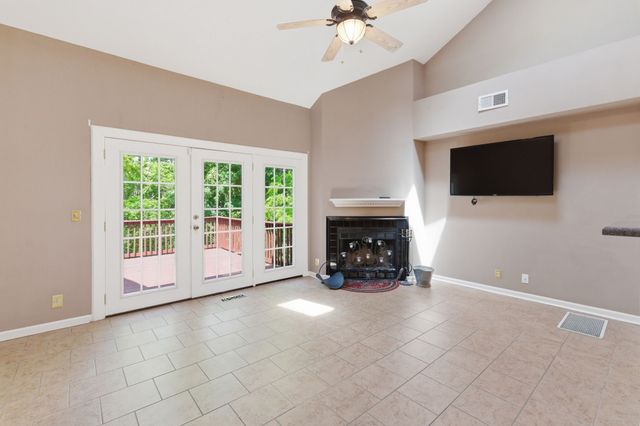 5230 Village Way, Nashville, TN 37211