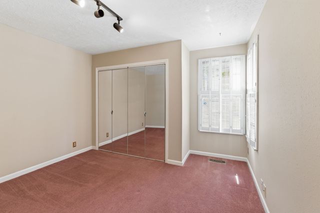 5230 Village Way, Nashville, TN 37211
