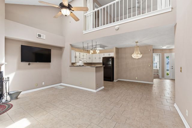 5230 Village Way, Nashville, TN 37211