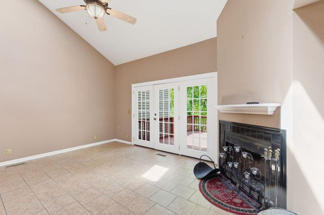 5230 Village Way, Nashville, TN 37211