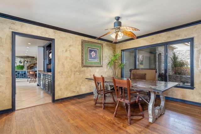 1446 Rockie Drive, Grove, OK 74344