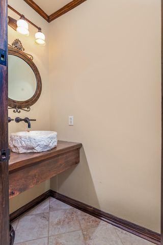 1446 Rockie Drive, Grove, OK 74344