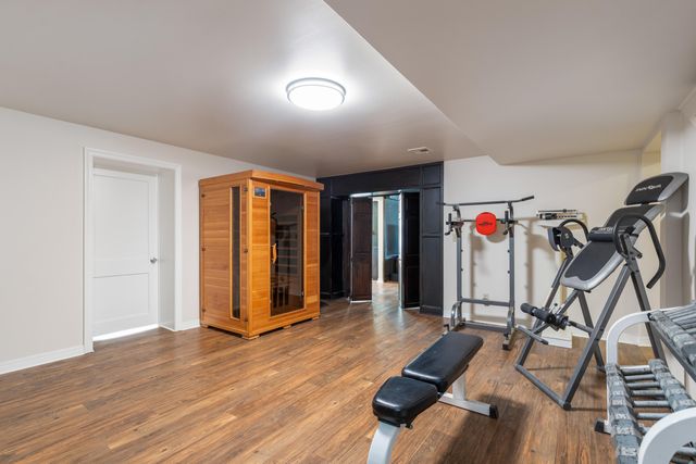 1446 Rockie Drive, Grove, OK 74344