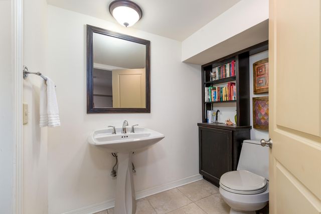 1446 Rockie Drive, Grove, OK 74344