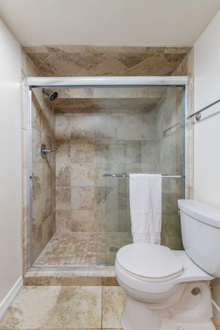 1446 Rockie Drive, Grove, OK 74344