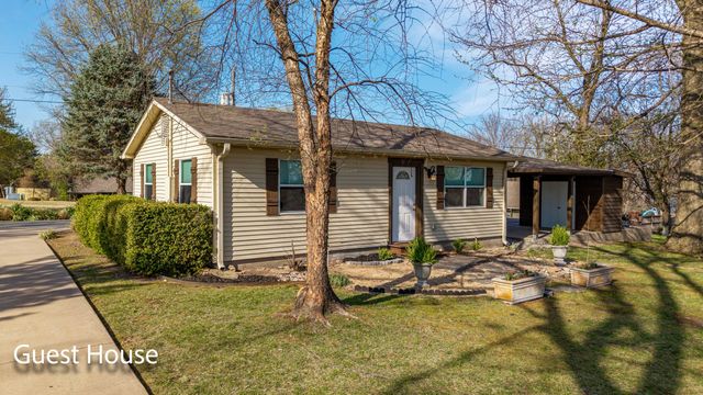 1446 Rockie Drive, Grove, OK 74344
