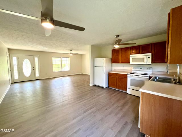 336 Lindder Drive, Sevierville, TN 37876