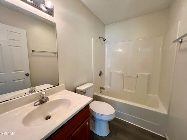 336 Lindder Drive, Sevierville, TN 37876