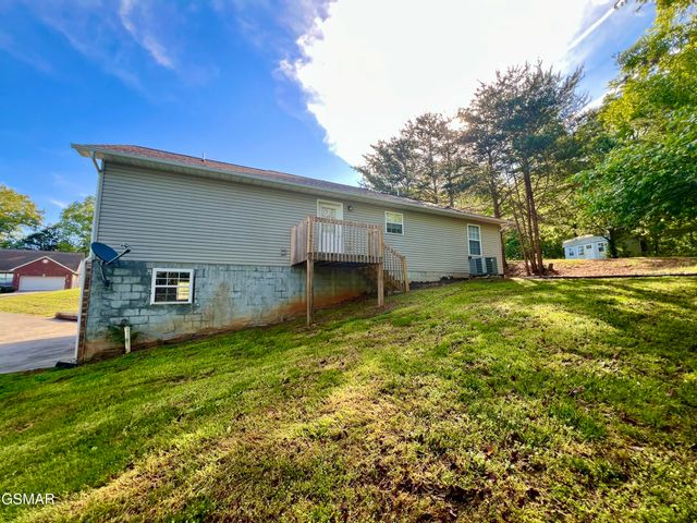 336 Lindder Drive, Sevierville, TN 37876