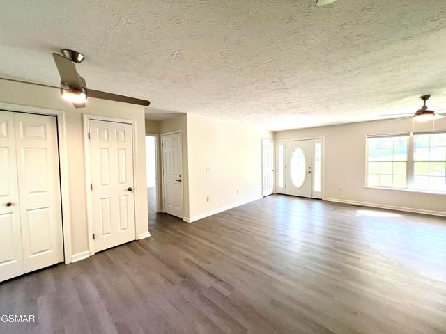 336 Lindder Drive, Sevierville, TN 37876