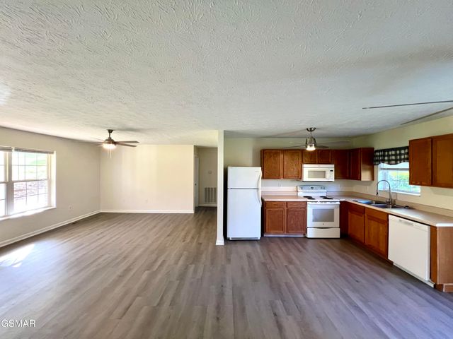 336 Lindder Drive, Sevierville, TN 37876