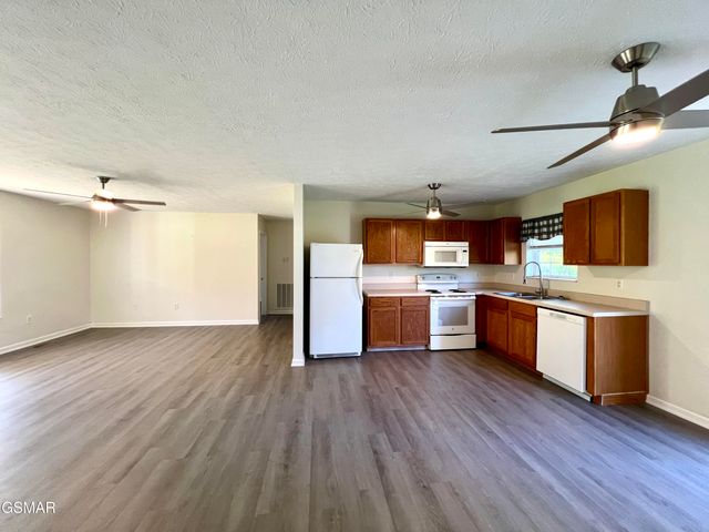 336 Lindder Drive, Sevierville, TN 37876