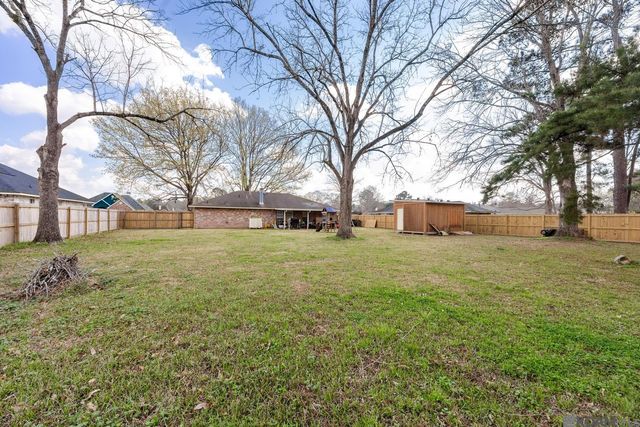 9729 Banway Dr, Greenwell Springs, LA 70739