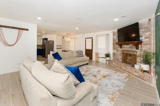 9729 Banway Dr, Greenwell Springs, LA 70739