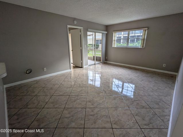 1609 Sunny Brook Lane E 104, Palm Bay, FL 32905