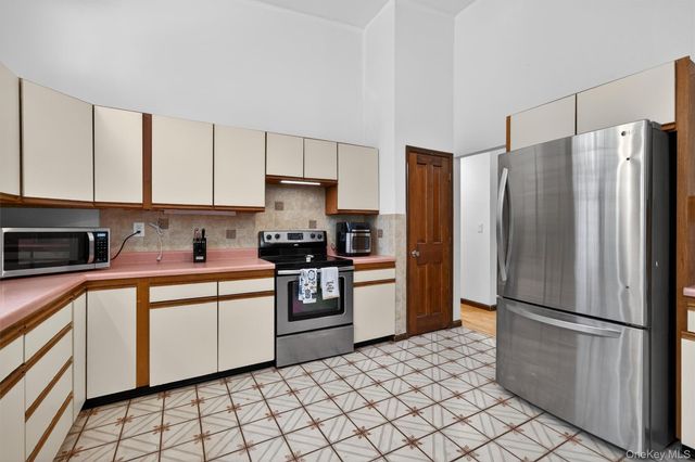 157 Old Forestburg Road, Sparrowbush, NY 12780