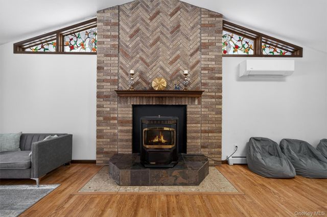 157 Old Forestburg Road, Sparrowbush, NY 12780