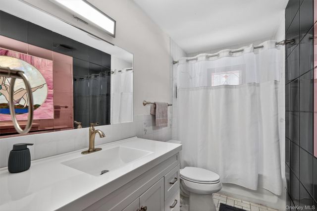 157 Old Forestburg Road, Sparrowbush, NY 12780