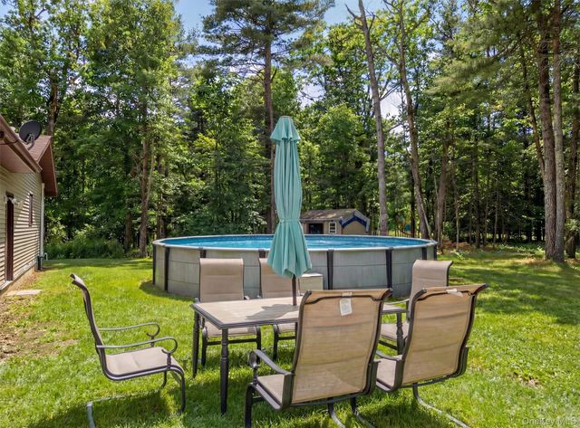 157 Old Forestburg Road, Sparrowbush, NY 12780