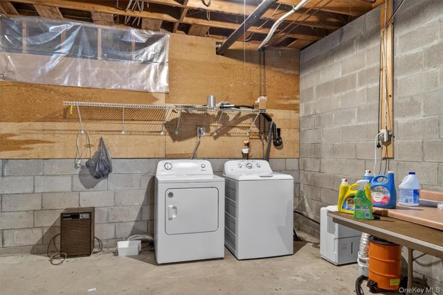 157 Old Forestburg Road, Sparrowbush, NY 12780