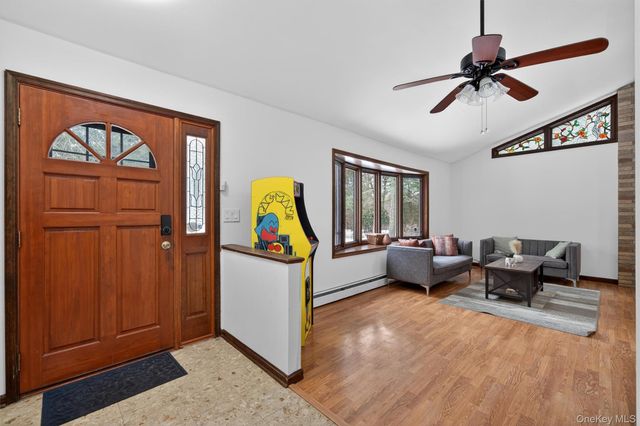 157 Old Forestburg Road, Sparrowbush, NY 12780