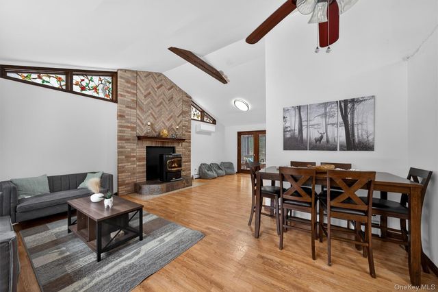 157 Old Forestburg Road, Sparrowbush, NY 12780