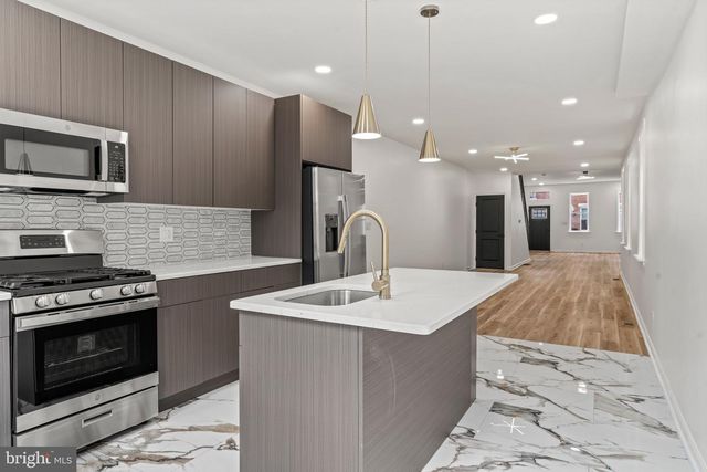 1211 S 15TH ST, Philadelphia, PA 19146