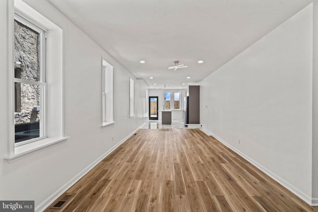 1211 S 15TH ST, Philadelphia, PA 19146